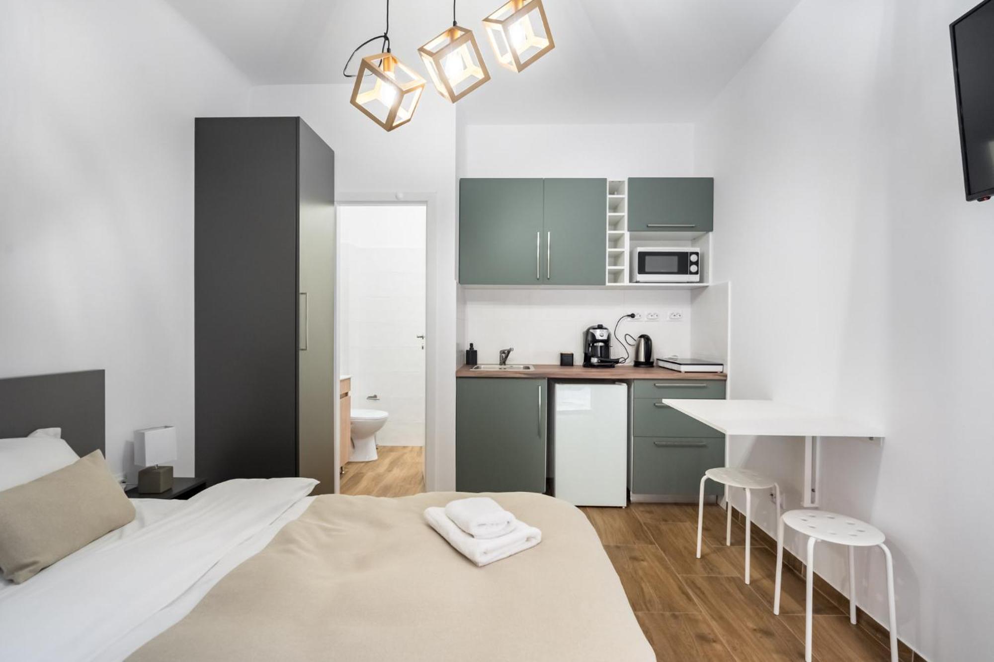 Urban Walls Apartments 5B 부쿠레슈티 외부 사진