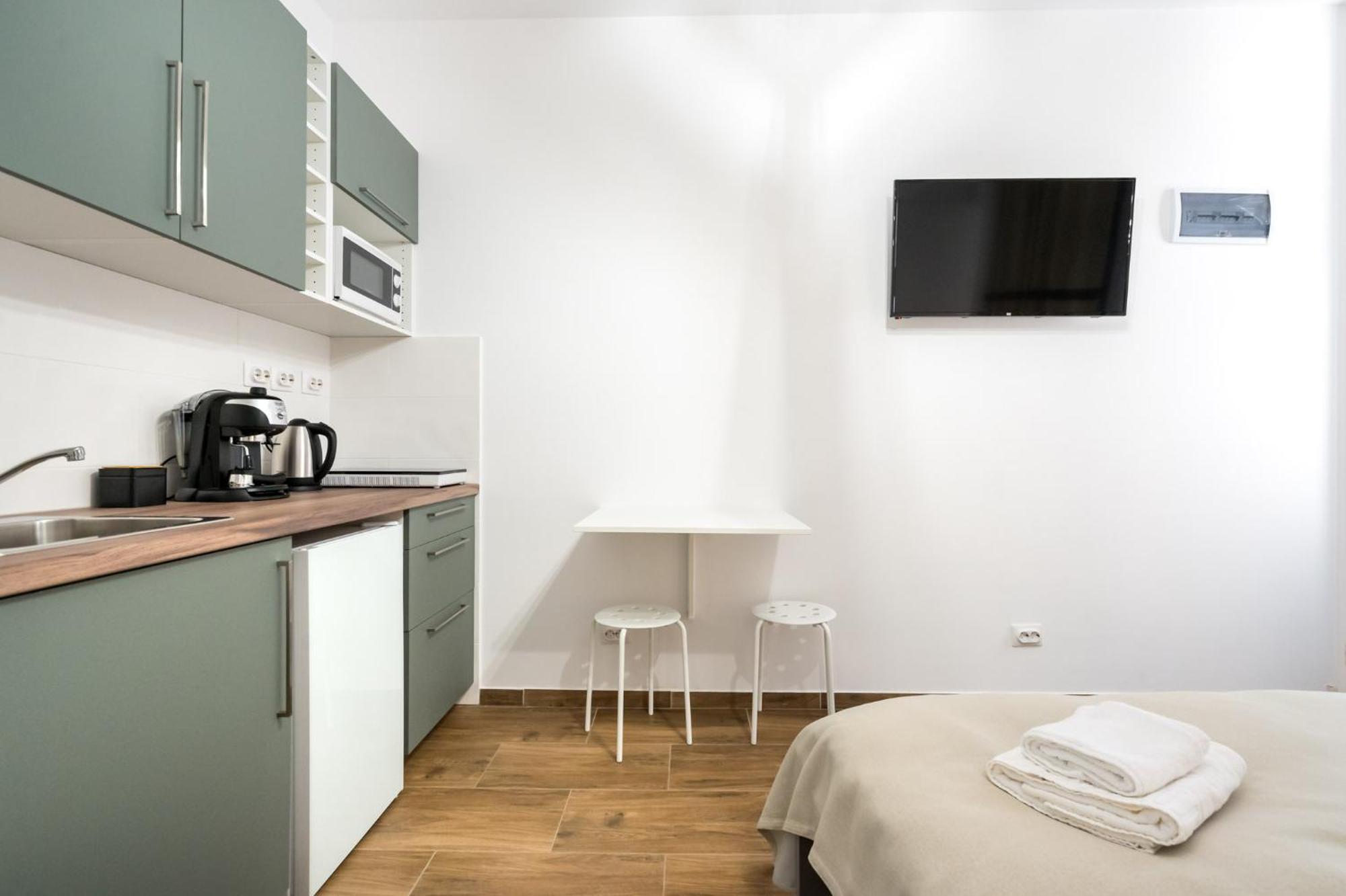 Urban Walls Apartments 5B 부쿠레슈티 외부 사진