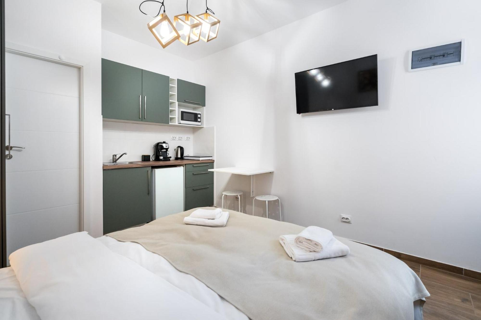 Urban Walls Apartments 5B 부쿠레슈티 외부 사진