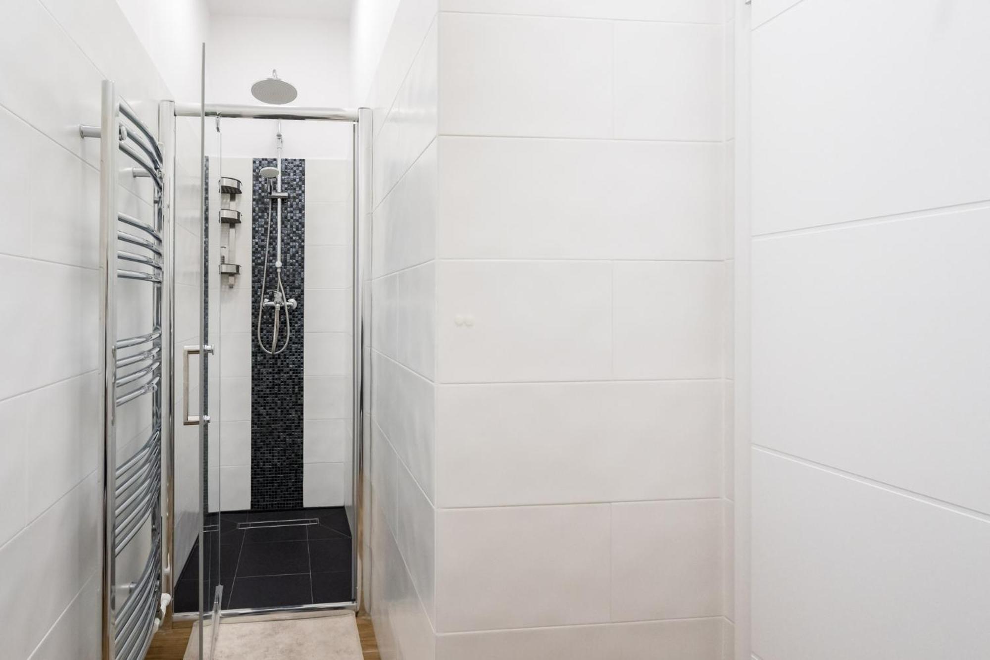 Urban Walls Apartments 5B 부쿠레슈티 외부 사진