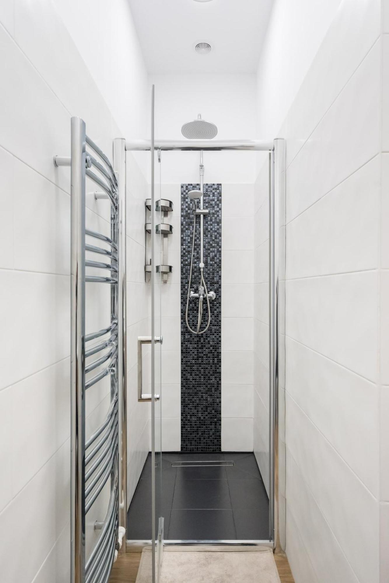 Urban Walls Apartments 5B 부쿠레슈티 외부 사진